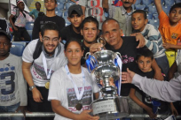  بالصور: اللداوية نرجس جمعة من اللد ترفع كأس الدولة لفرق السيدات